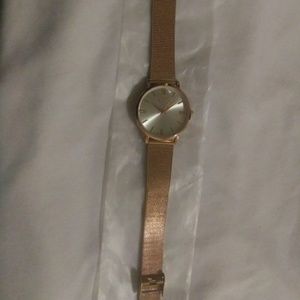 Rose Gold watch, Secure Fit, Round Clock
